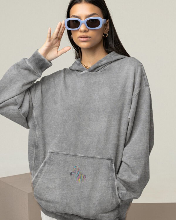 Bluza oversize z kapturem <br>Haft Zebry <br>Efekt sprania
